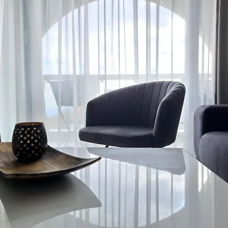 Luxury In Mediterranea Complex, Sea View And Infinity Pool Varna
